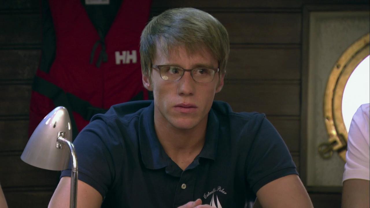 El Barco Saison 1 Episode 1 Vostfr RESTITUDA1'S WORLD OF MALE NUDITY: Bernabé Fernández in series El barco